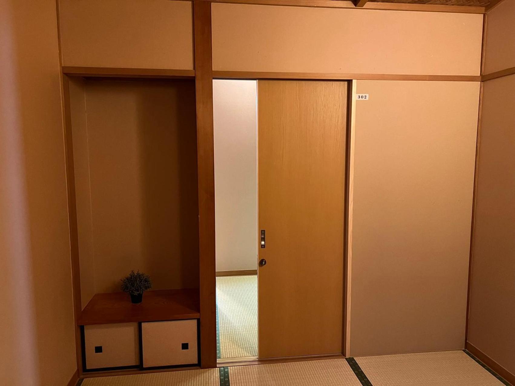 熱海温泉　実の別荘 Atami  Buitenkant foto